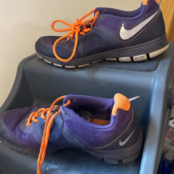 Nike Shoes - Women’s Nike Shoes